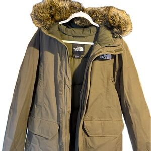 Men’s North Face McMurdo Parka - M